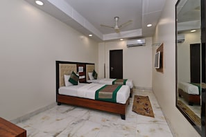 Room - Hotel Comfort (Noida)