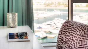 미분류 이미지, 2/25장, 버튼