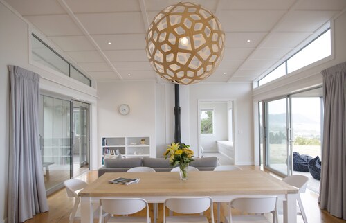 Waimarama Heights - Waimarama Holiday Home