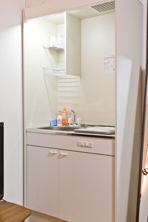 Habitación con 1 cama doble o 2 individuales | Cocina privada | Hervidor eléctrico