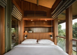 Minibar, in-room safe, laptop workspace, free WiFi - Grün Canggu Garden (Canggu)