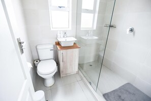 Ferienhaus, 2 Schlafzimmer (4 Adults) | Badezimmer