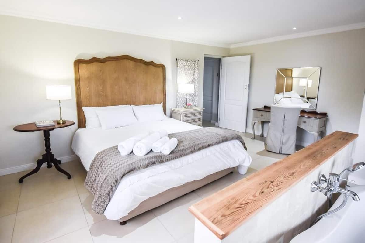 Ferienhaus, 1 Schlafzimmer (2 Adults) | 2 Schlafzimmer, individuell dekoriert, kostenloses WLAN, Bettwäsche