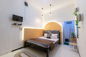 Maison, plusieurs chambres | Bureau, Wi-Fi gratuit
