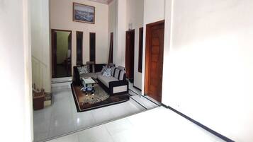 24-inch TV with cable channels