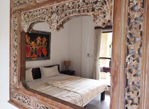 Chambre Supérieure (AC Room) | Bureau, Wi-Fi gratuit