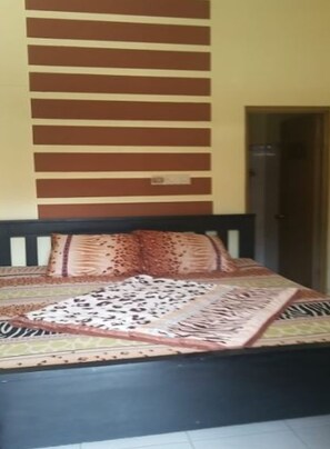 مساحة عمل للكمبيوتر المحمول وواي فاي مجانًا