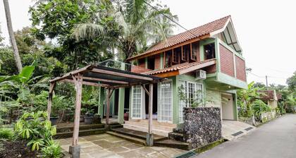 Omah Kemiri 4 Yogyakarta