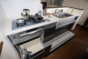 Ferienhaus (Private Vacation) | Eigene Kochnische | Kühlschrank, Mikrowelle, Herdplatte, Toaster