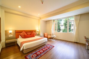 書桌、遮光布/窗簾、折疊床/加床、免費無線上網