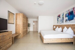 Standard Apartment | 1 bedroom, in-room safe, soundproofing, free WiFi