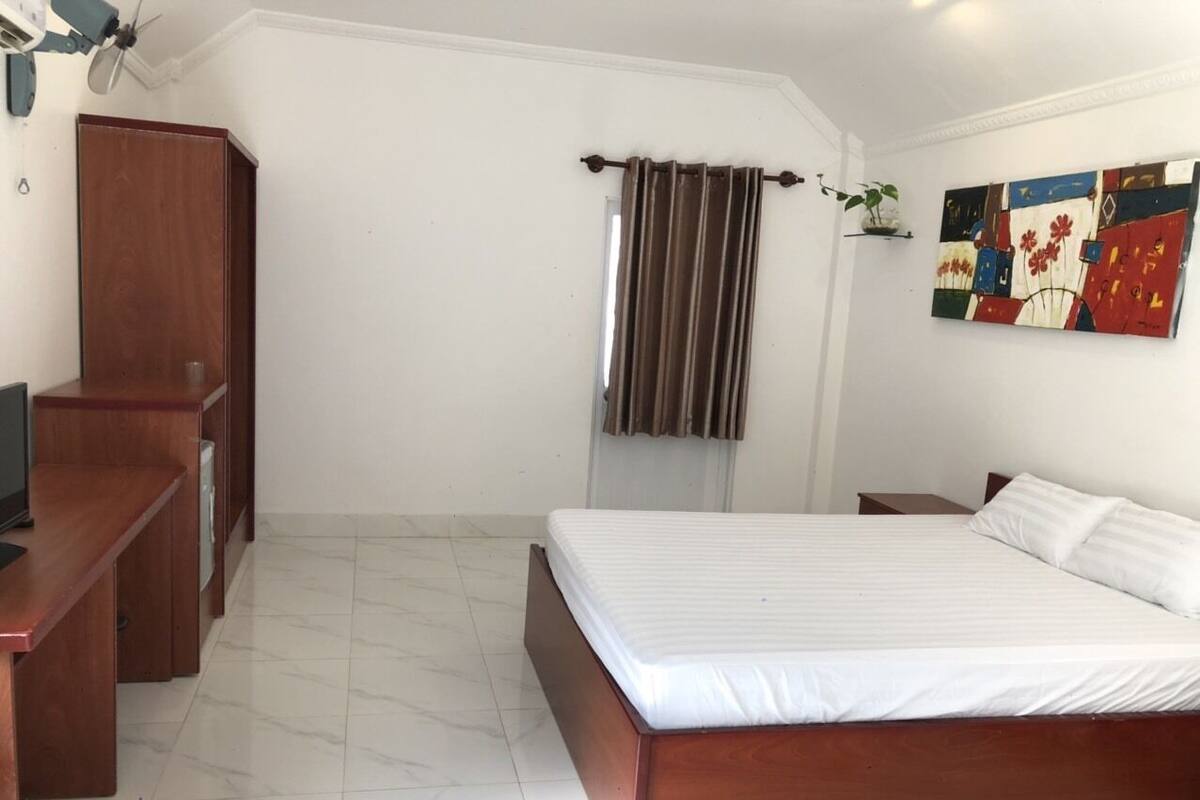 Phòng đôi Tiêu chuẩn, quang cảnh hồ bơi | Minibar, màn/rèm cản sáng, truy cập Internet không dây miễn phí 