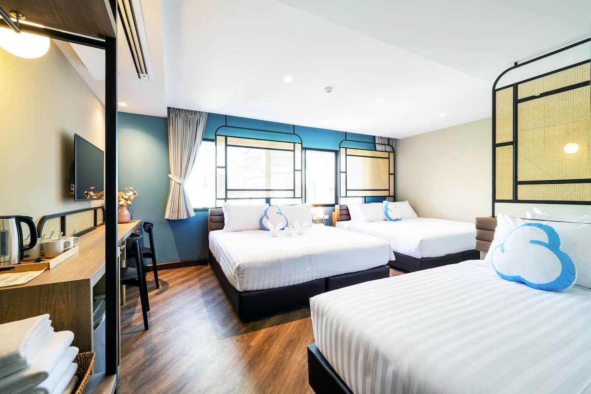 Family Room | Premium bedding, in-room safe, desk, blackout curtains