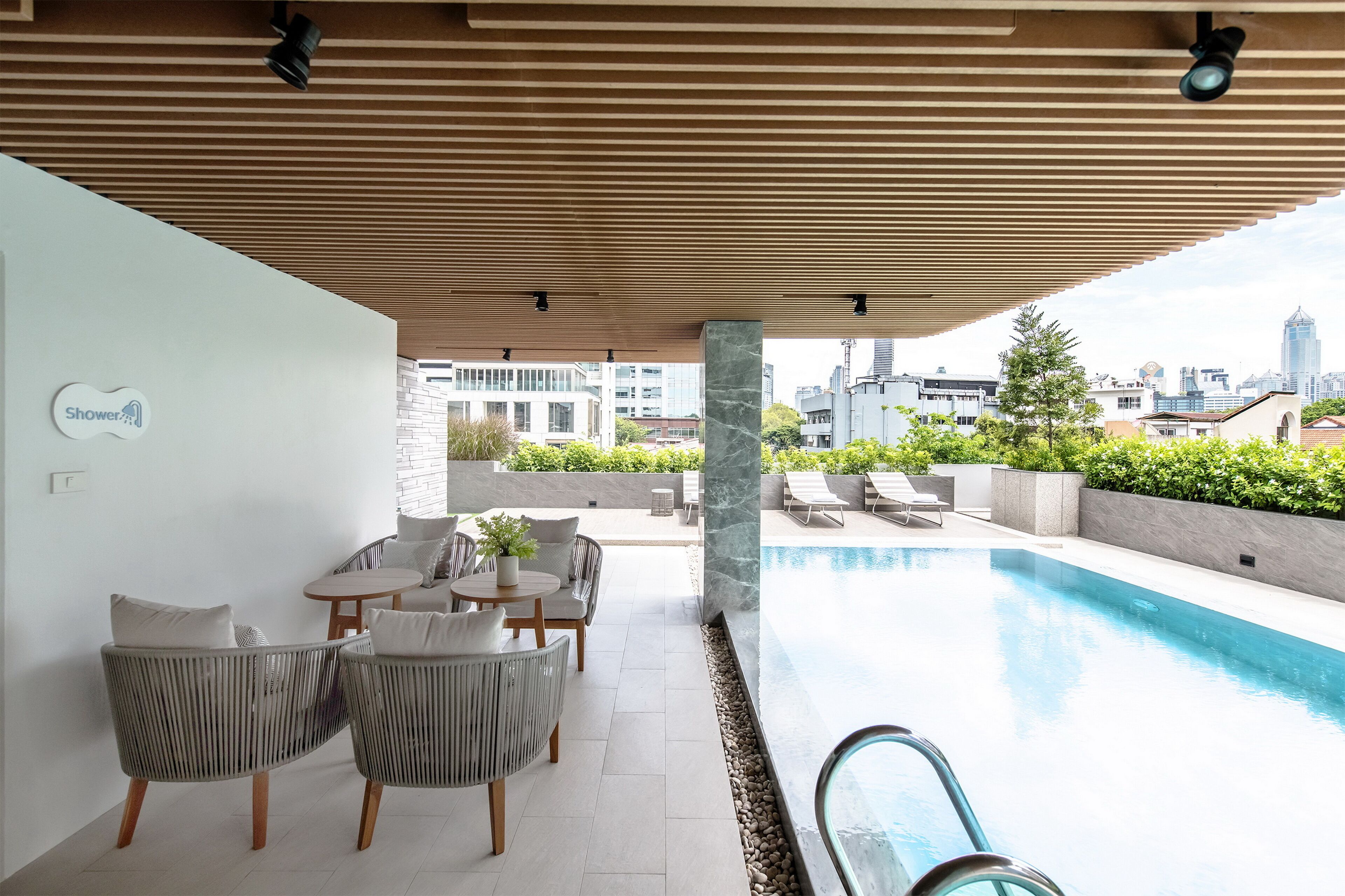 Outdoor pool, pool loungers