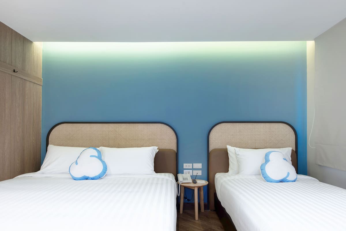 Triple Room | Premium bedding, in-room safe, desk, blackout curtains