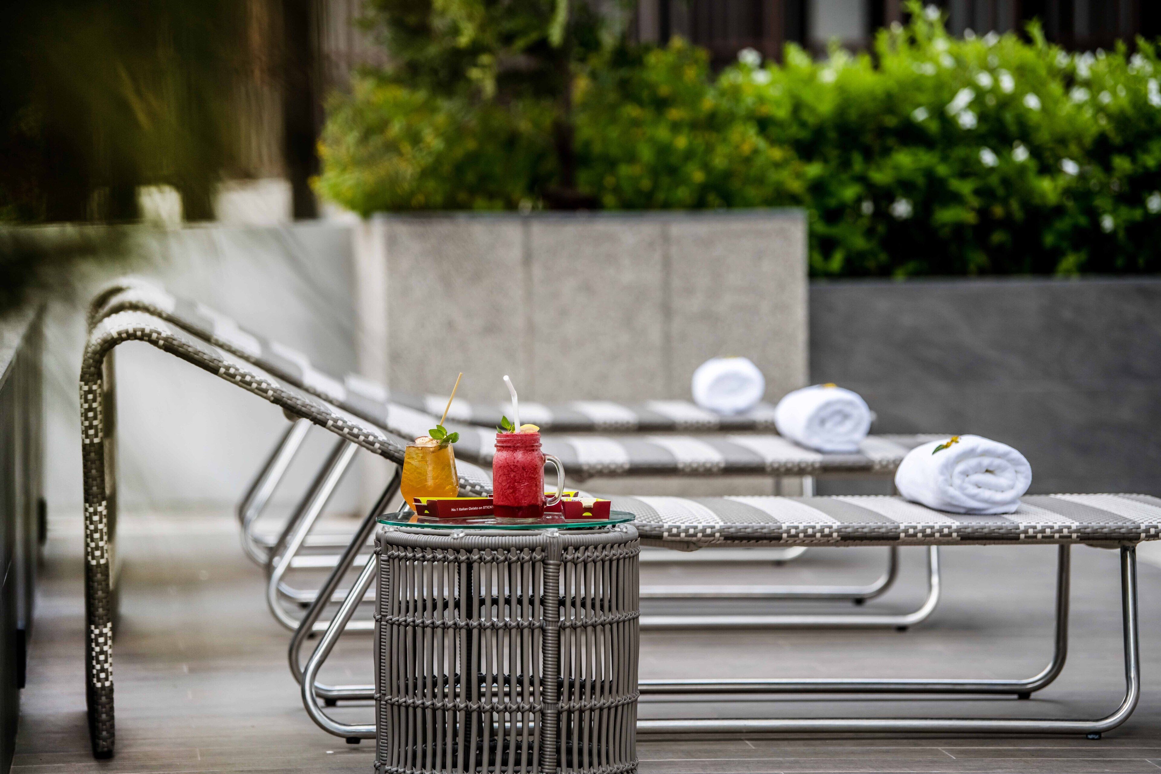 Outdoor pool, sun loungers
