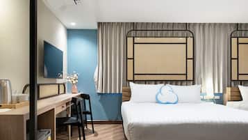 Premium bedding, in-room safe, desk, blackout curtains
