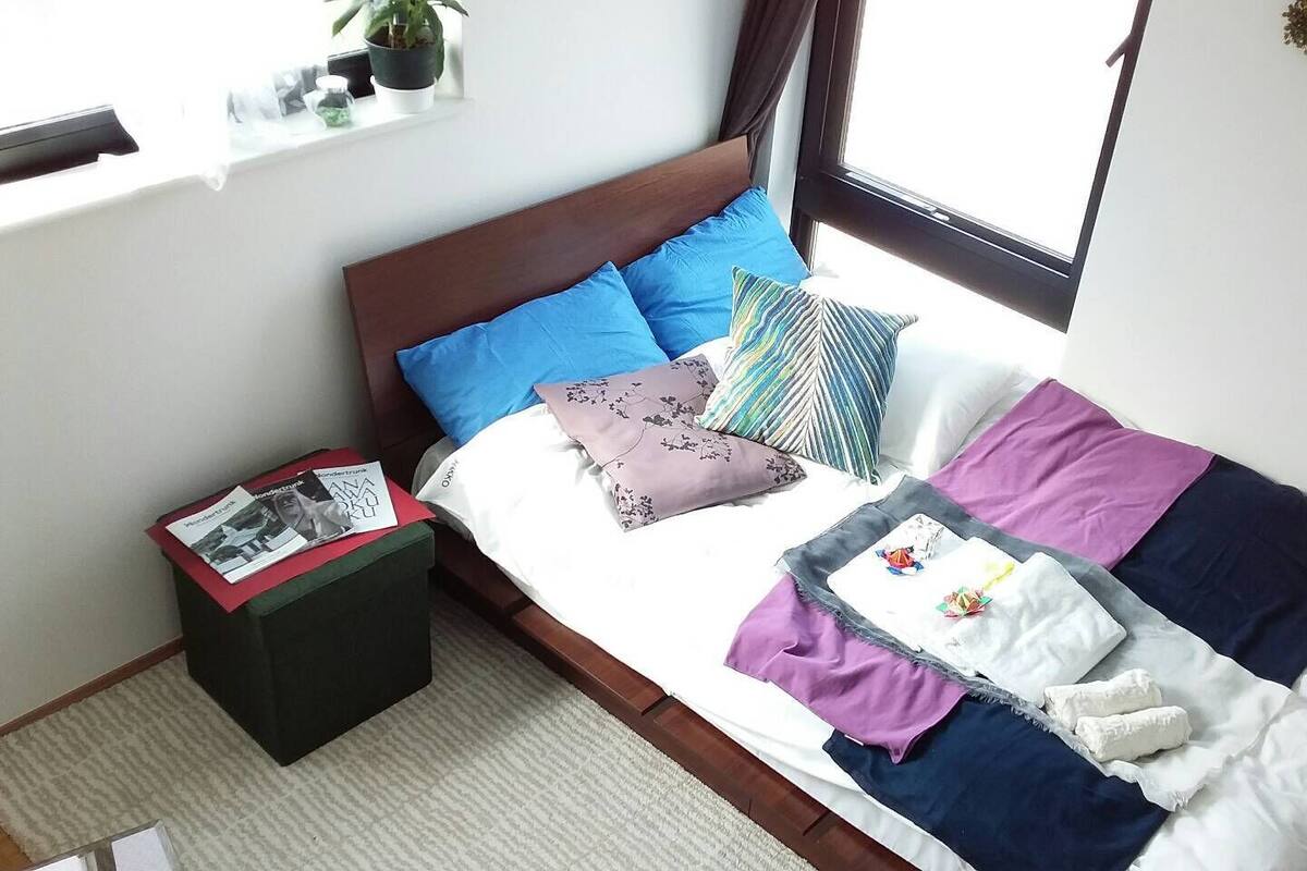 免费 WiFi、特色装修、特色家居、床单