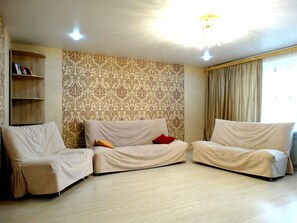 1 bedroom, blackout curtains, iron/ironing board, free WiFi