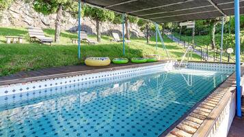 Seasonal outdoor pool