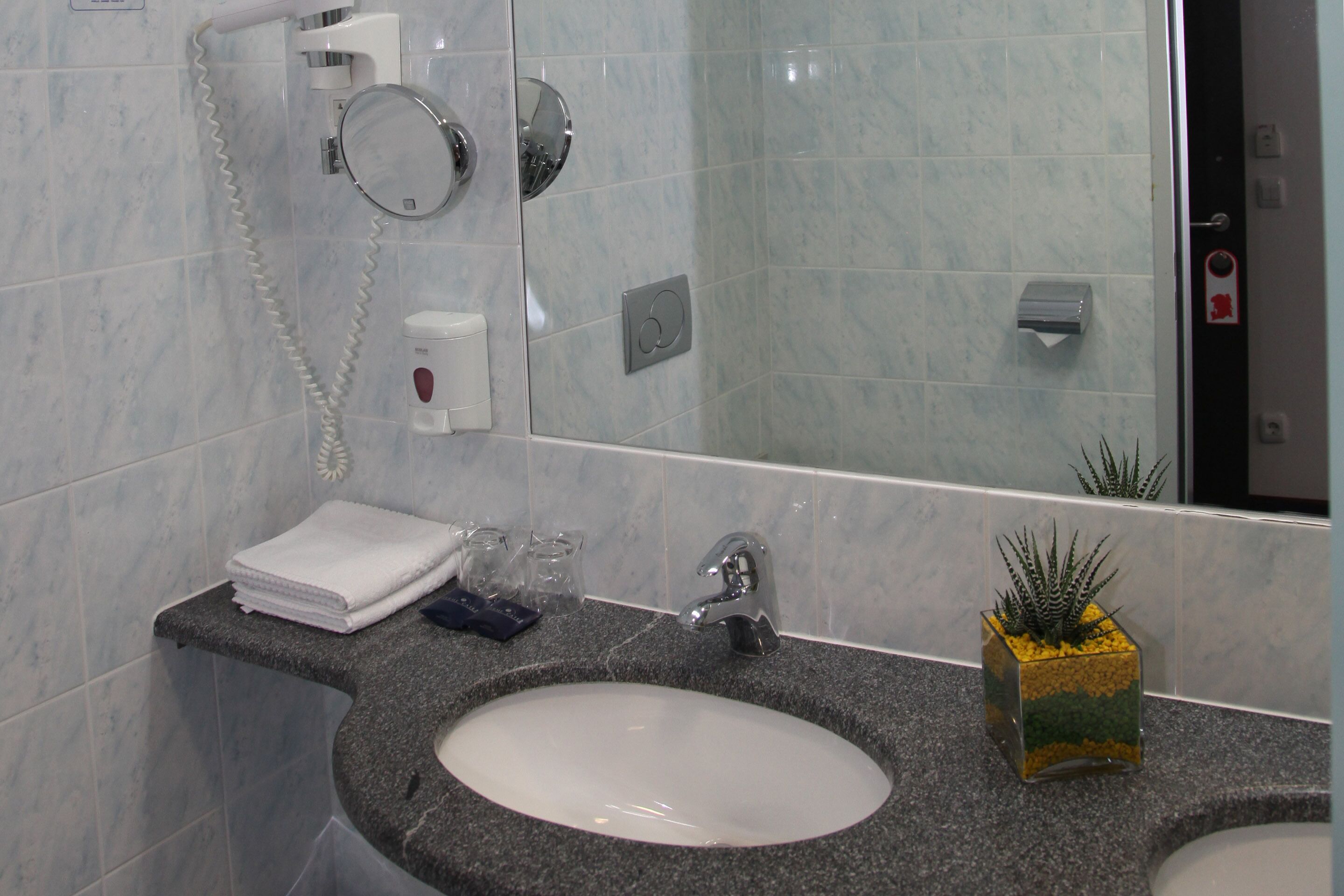 Family Room, Balcony | Bathroom | Free toiletries, hair dryer, towels