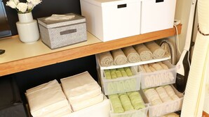 1 Bedroom Apartment | Bathroom amenities | Shower, free toiletries, hair dryer, slippers - Pebliss Kurenai No.1 (Tokyo)