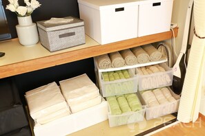 1 Bedroom Apartment | Bathroom amenities | Shower, free toiletries, hair dryer, slippers - Pebliss Kurenai No.1 (Tokyo)