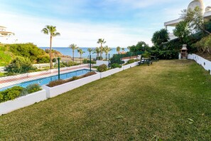 Piscine extérieure, piscine chauffée