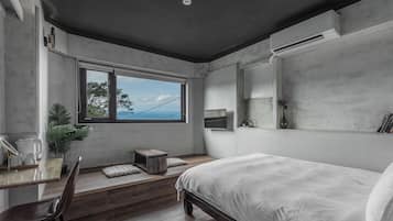 Habitación doble superior, vistas al mar | Escritorio, cortinas opacas, wifi gratis y ropa de cama