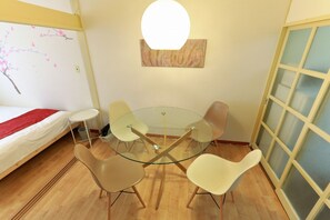1 Bedroom Apartment | In-room dining - Pebliss Kurenai No.2 (Tokyo)