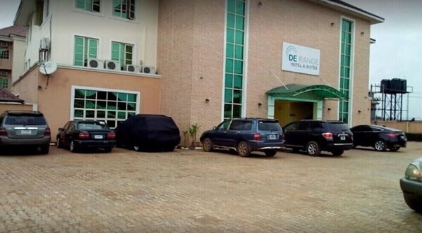 Voorkant van accommodatie