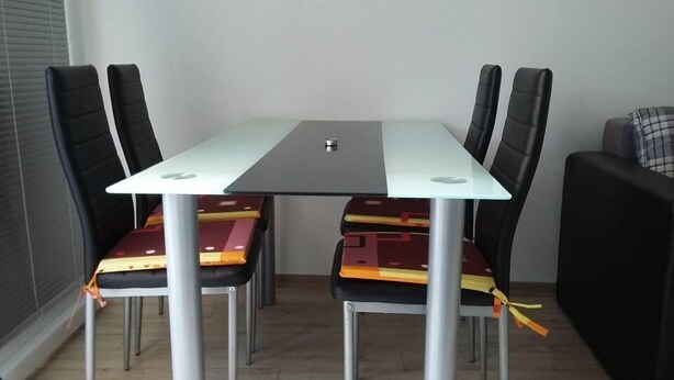 Estudio | Servicio de comidas en la habitación