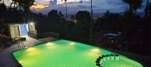 Udendørs pool