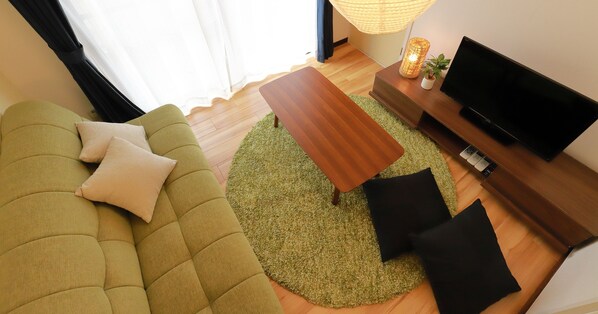 Iron/ironing board, free WiFi