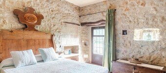 La Rajoleria d'Esclanyà, rural house with private swimming pool on the Costa Brava