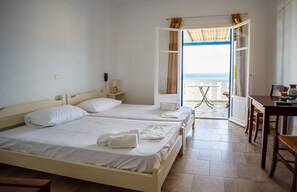 Studio, Sea View | In-room safe, desk, blackout drapes, soundproofing