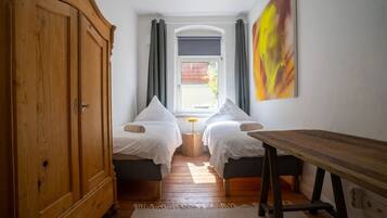 2 bedrooms, iron/ironing board, travel crib, WiFi