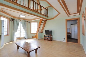 Duplex (Landora) | Living area - Batnaru Caravan (Taean)