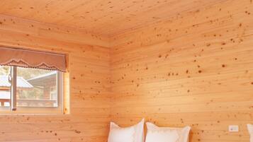 Blackout drapes, soundproofing, WiFi (free)