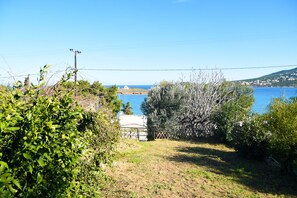 Beach/ocean view - Areos Galaxy Apartments With Beach View (Spata-Artemida)