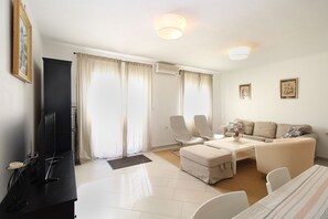 TV - House 1581/16219 (Istria - Valbandon), 2250m from the beach (Valbandon)