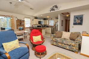 TV, fireplace, DVD player, stereo