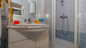 Appartement, 2 chambres, vue mer | Salle de bain