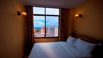 40 chambres, fer et planche Ă repasser, Wi-Fi, draps fournis