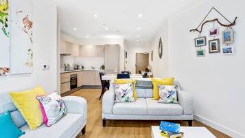 Deluxe Apartment, 1 Bedroom, Accessible, City View | Hypo-allergenic bedding, individually decorated, individually furnished