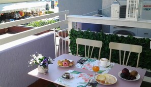 Outdoor dining - Maisonette for 4 people (Rimini)