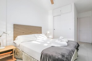 3 Schlafzimmer, Bügeleisen/Bügelbrett, Internetzugang, Bettwäsche