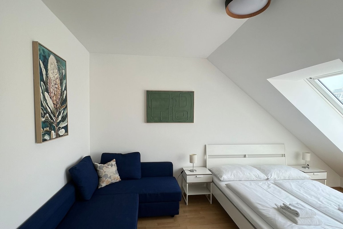 AIRY PENTHOUSE next to Naschmarkt and Centre