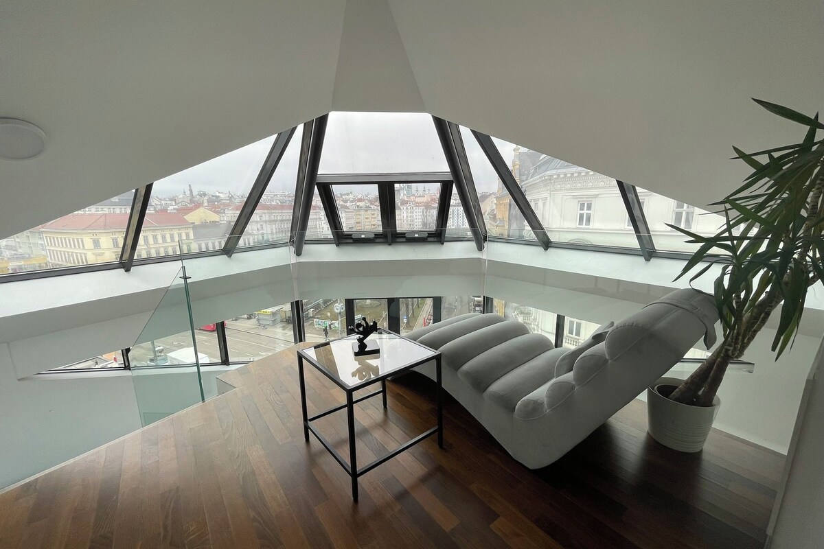 MODERN PENTHOUSE near Centre and Naschmarkt | Living area
