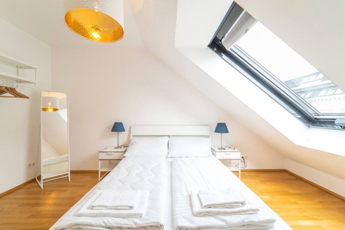 ENCHANTING APARTMENT next to Naschmarkt and Centre | 遮光窗帘、熨斗/熨衣板、免费 WiFi
